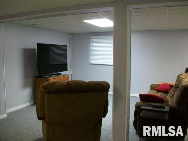 230 Harvester Road Canton, IL 61520 - Photo 23 of 35 Gallery Image 23