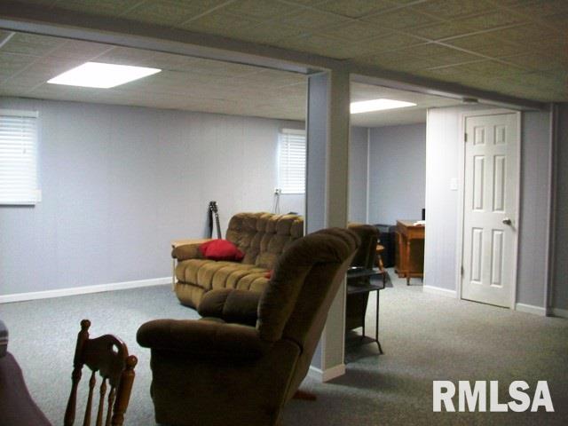 230 Harvester Road Canton, IL 61520 - Photo 24 of 35 Gallery Image 24
