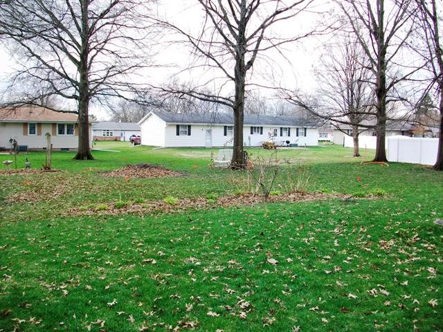 230 Harvester Road Canton, IL 61520 - Photo 32 of 35 Gallery Image 32