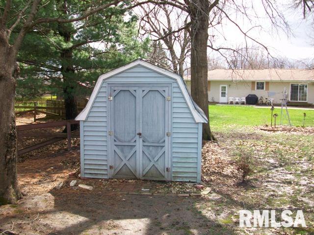 230 Harvester Road Canton, IL 61520 - Photo 33 of 35 Gallery Image 33