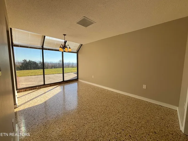 $315,000 | 6208 Mountain Park Drive, Unit 8, Knoxville, TN 37918