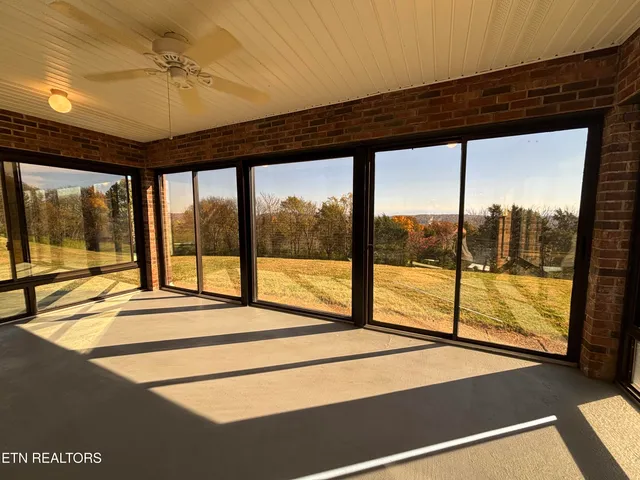 $315,000 | 6208 Mountain Park Drive, Unit 8, Knoxville, TN 37918