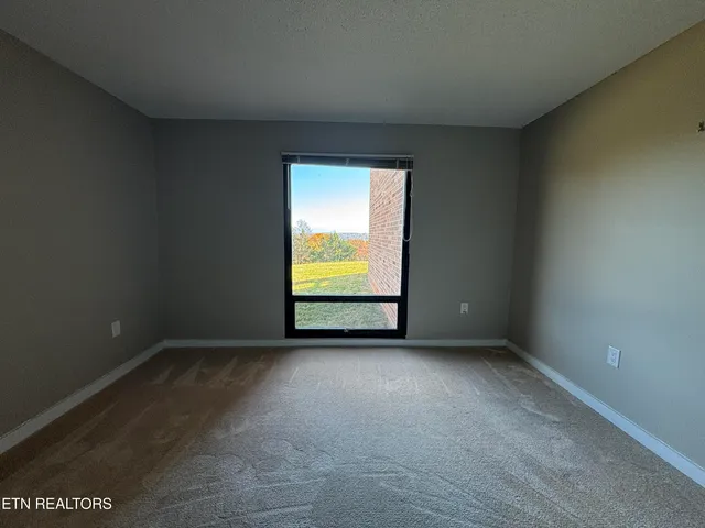 $315,000 | 6208 Mountain Park Drive, Unit 8, Knoxville, TN 37918