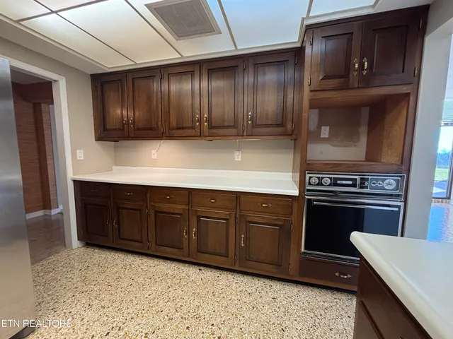 $315,000 | 6208 Mountain Park Drive, Unit 8, Knoxville, TN 37918