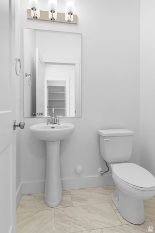 1213 West 500 South Logan, UT 84321 - Photo 9 of 29 Bathroom
