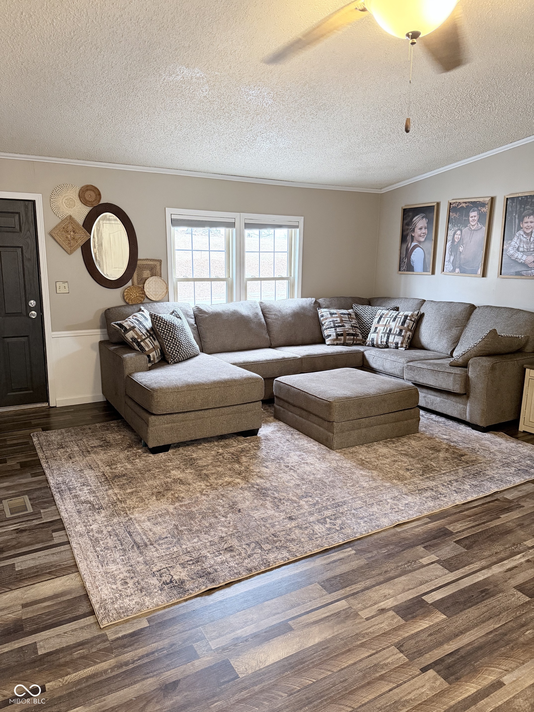 45 Center Street Williamsport, IN 47993 - Photo 2 of 19