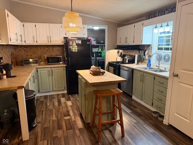 $215,000 | 45 Center Street, Williamsport, IN 47993