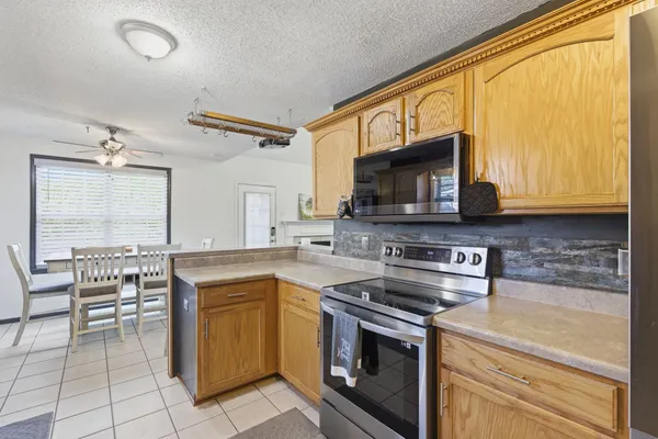 $302,500 | 1680 Cedar Springs Court, Clarksville, TN 37040