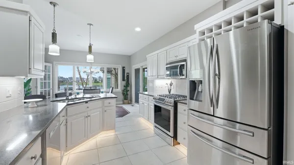 $469,900 | 15725 Golden Eagle Cove, Huntertown, IN 46748