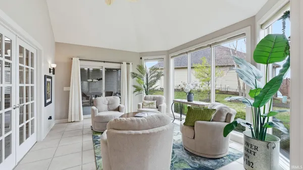 $469,900 | 15725 Golden Eagle Cove, Huntertown, IN 46748