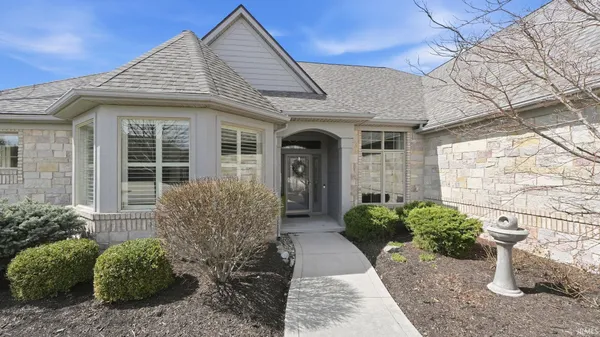 $469,900 | 15725 Golden Eagle Cove, Huntertown, IN 46748