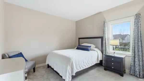 $469,900 | 15725 Golden Eagle Cove, Huntertown, IN 46748