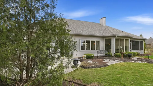 $469,900 | 15725 Golden Eagle Cove, Huntertown, IN 46748