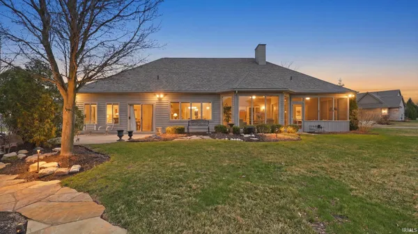 $469,900 | 15725 Golden Eagle Cove, Huntertown, IN 46748