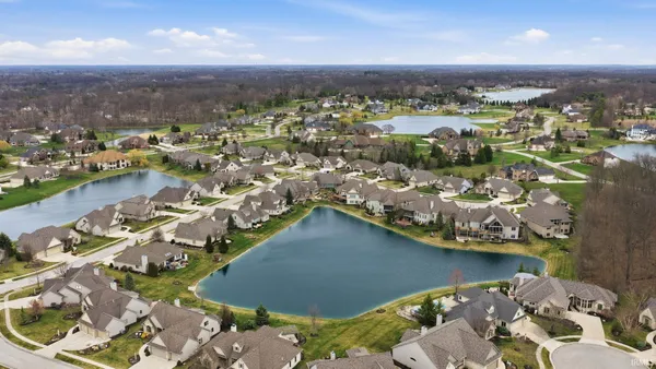 $469,900 | 15725 Golden Eagle Cove, Huntertown, IN 46748