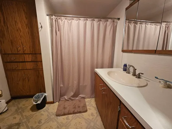 $274,500 | 520 Obie Sue Avenue, Worland, WY 82401