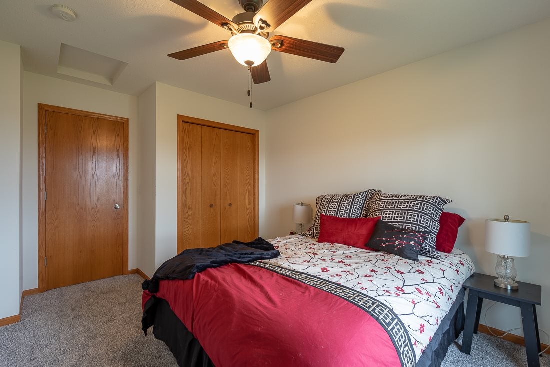 3727 Stoney Point Road Southwest Cedar Rapids, IA 52404 - Photo 20 of 25 Gallery Image 20