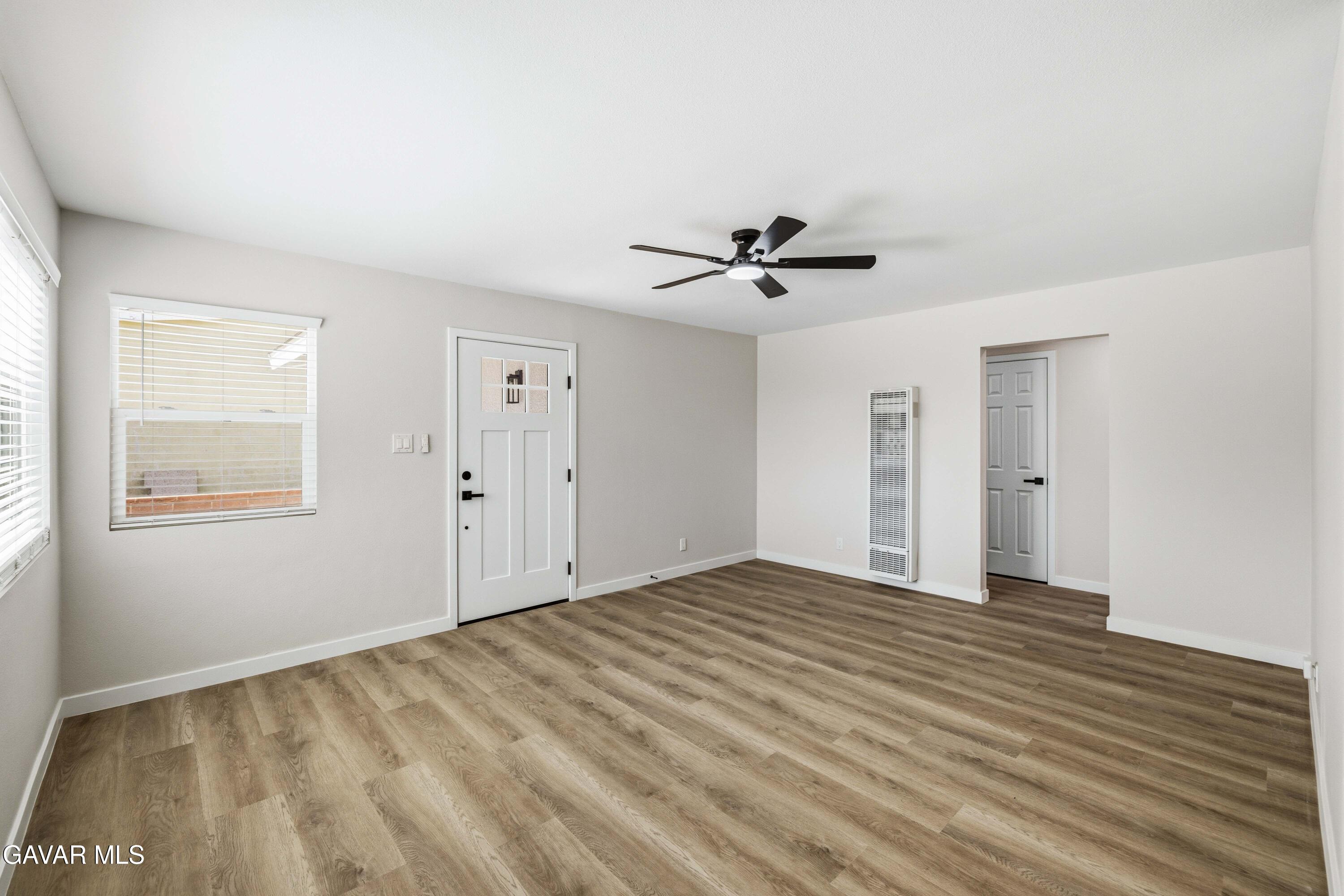 38845 Juniper Tree Road Palmdale, CA 93551 - Photo 4 of 29 38845 Juniper Tree Rd-5