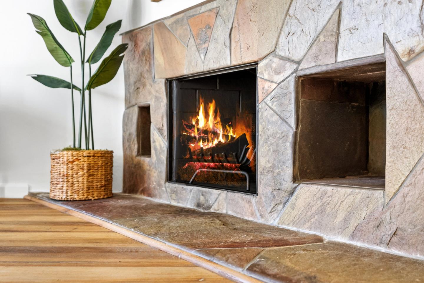 10461 Mary Avenue Cupertino, CA 95014 - Photo 18 of 44