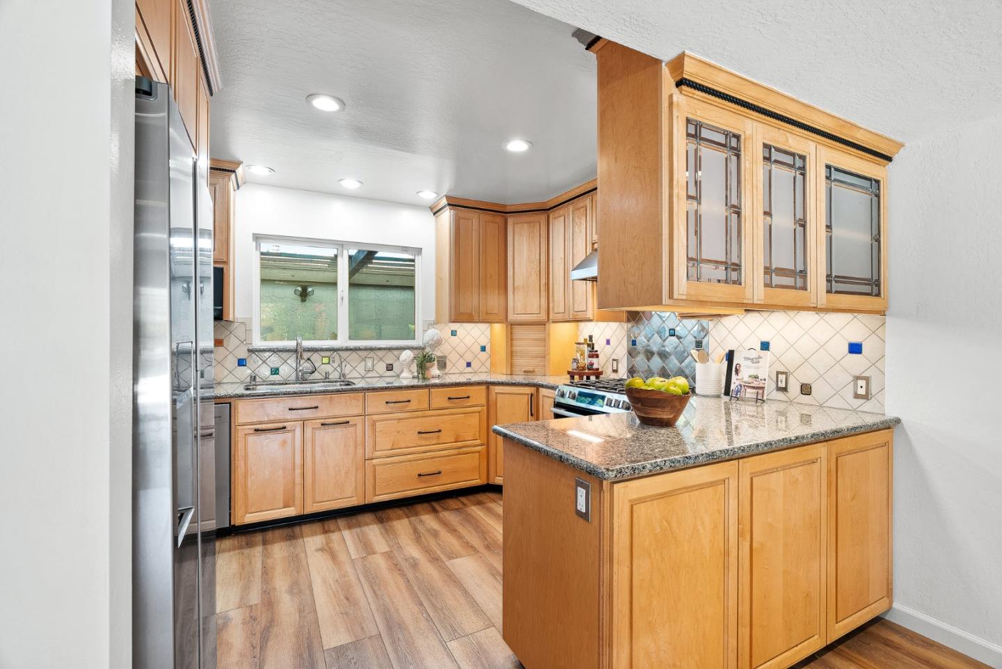 10461 Mary Avenue Cupertino, CA 95014 - Photo 10 of 44