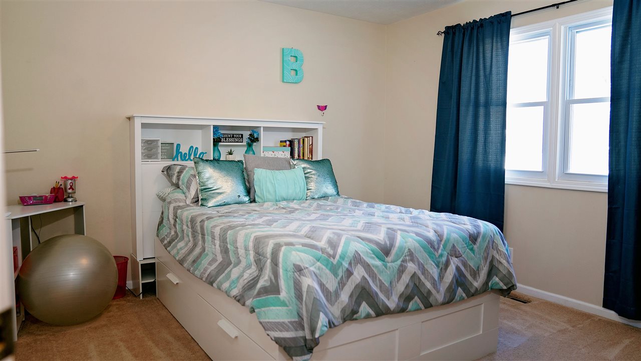 4952 Crown Point Road Roscoe, IL 61073 - Photo 12 of 25 Gallery Image 12