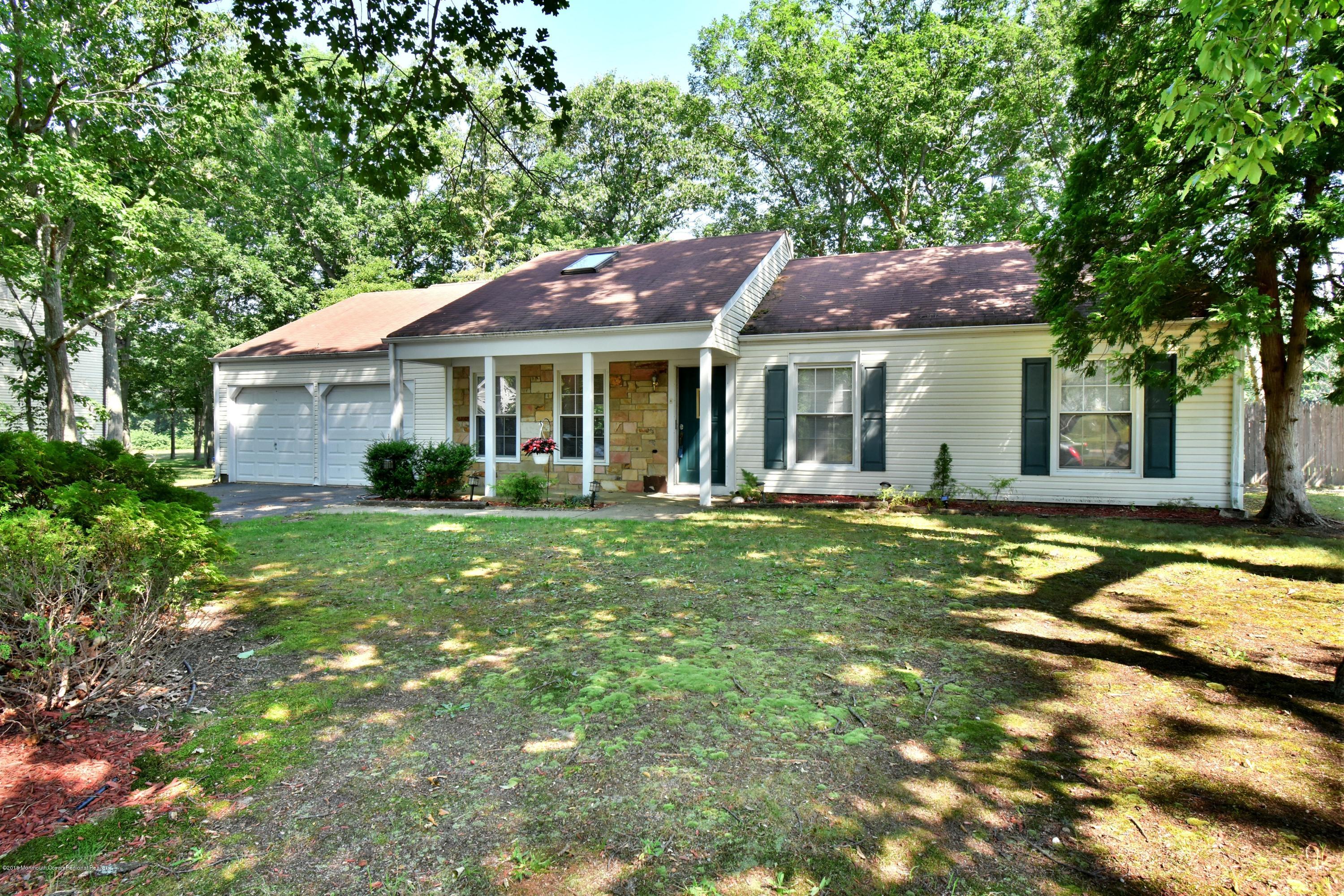 55 Chelsea Road Jackson, NJ 08527 - Photo 1 of 13 Front