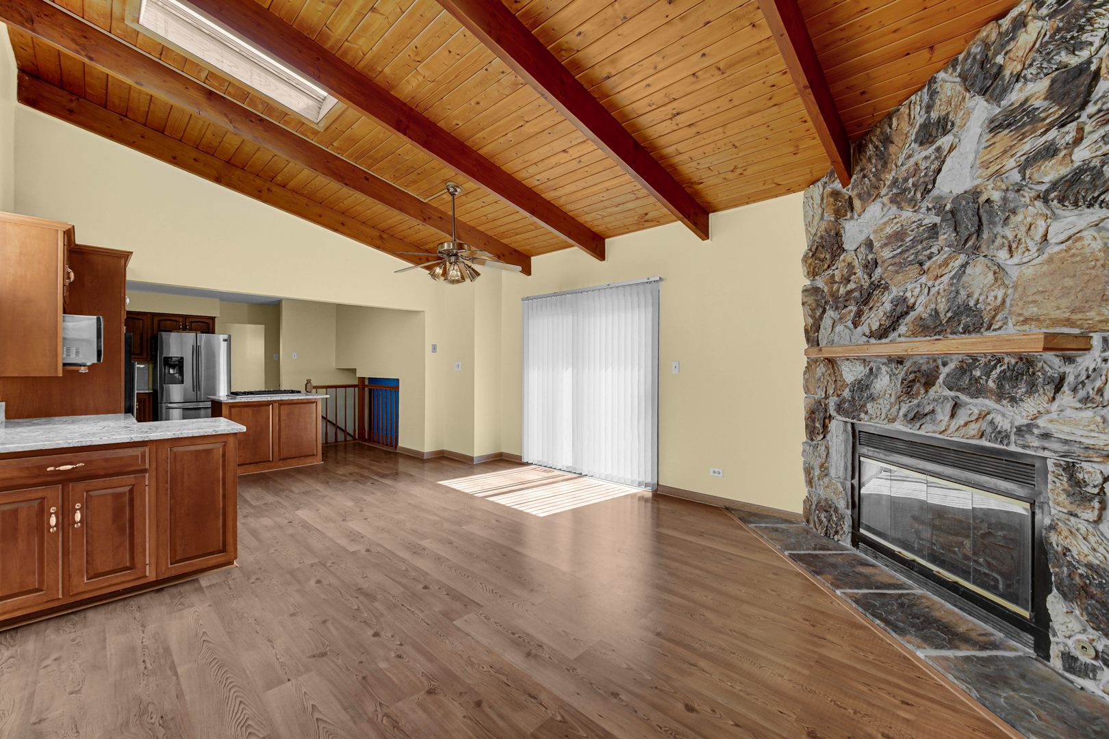 2042 West Spring Ridge Drive Arlington Heights, IL 60004 - Photo 10 of 25