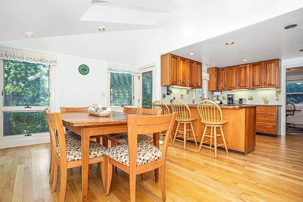 37 Emerson Road Winchester, MA 01890 - Photo 11 of 35 Gallery Image 11