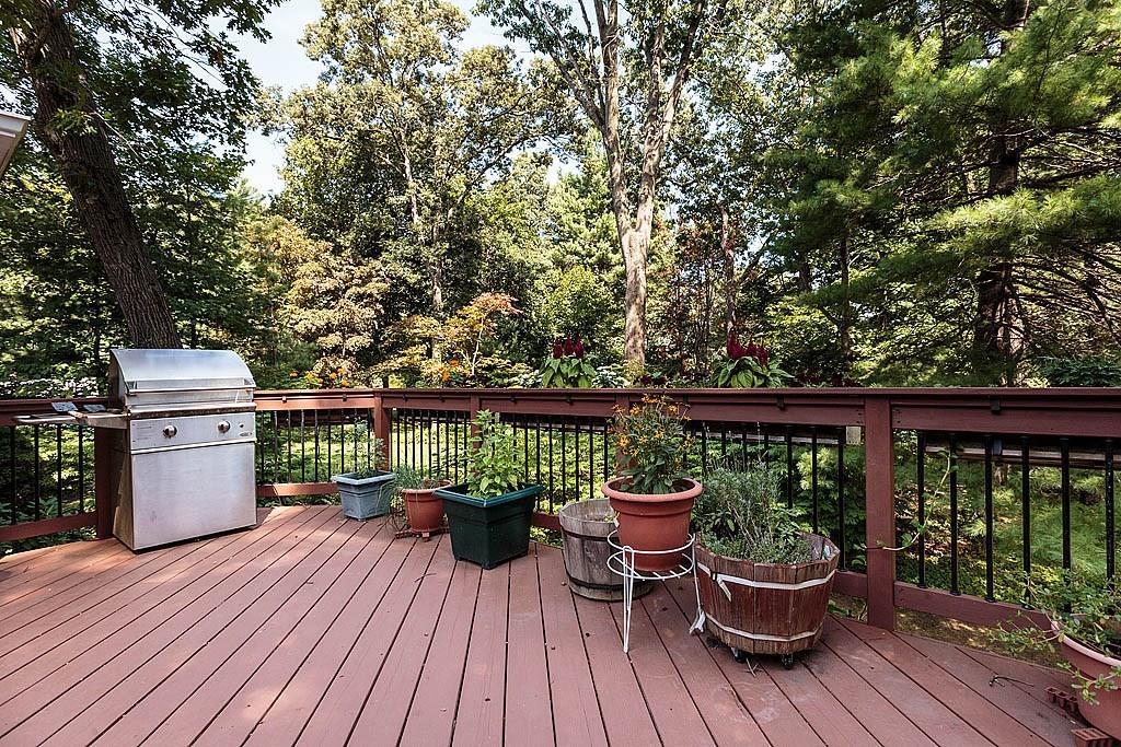 37 Emerson Road Winchester, MA 01890 - Photo 14 of 35 Gallery Image 14