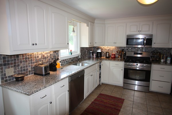 51 Ridgewood Road Milton, MA 02186 - Photo 9 of 17 Gallery Image 9