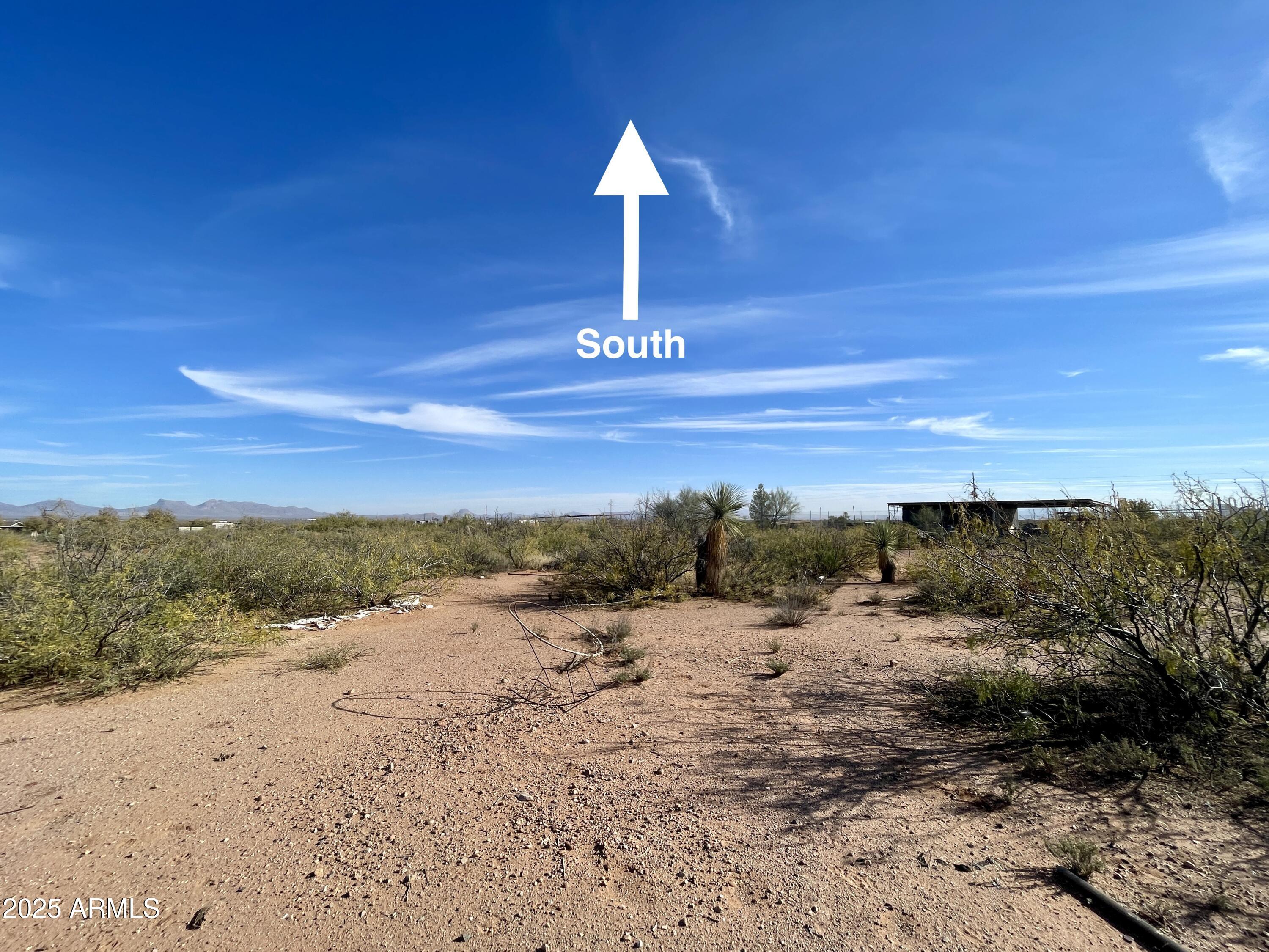 3983 North Plantation Road Douglas, AZ 85607 - Photo 4 of 9 a ocean view with beach