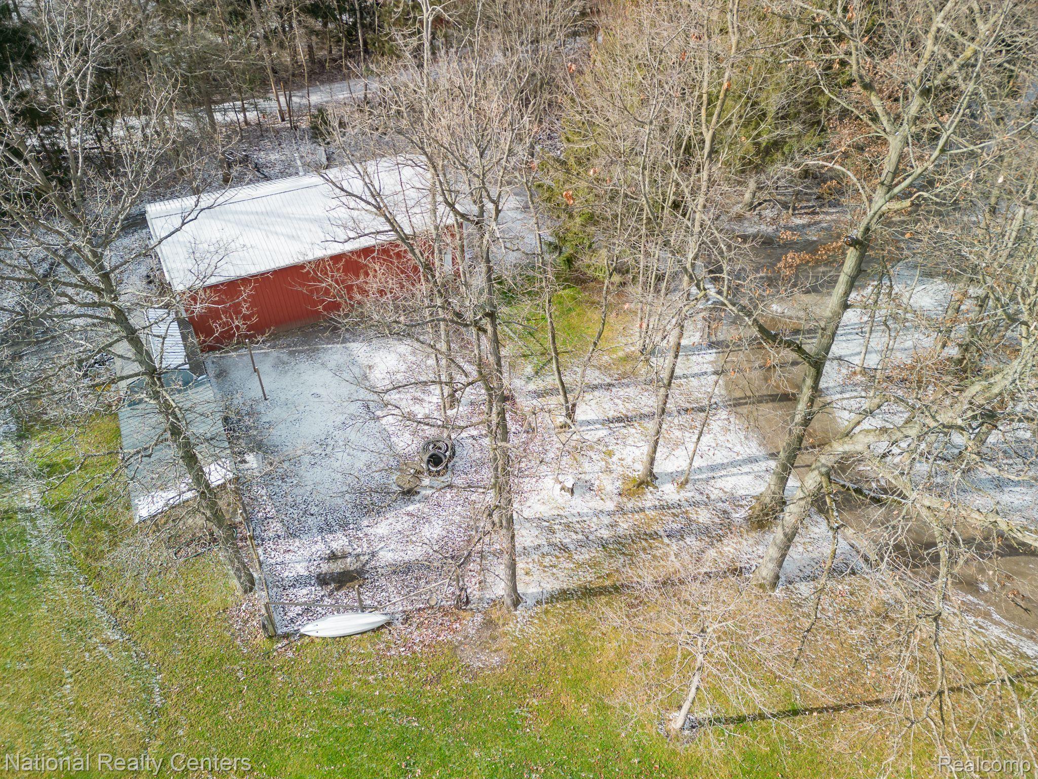 12354 Green Road Goodrich, MI 48438 - Photo 34 of 40
