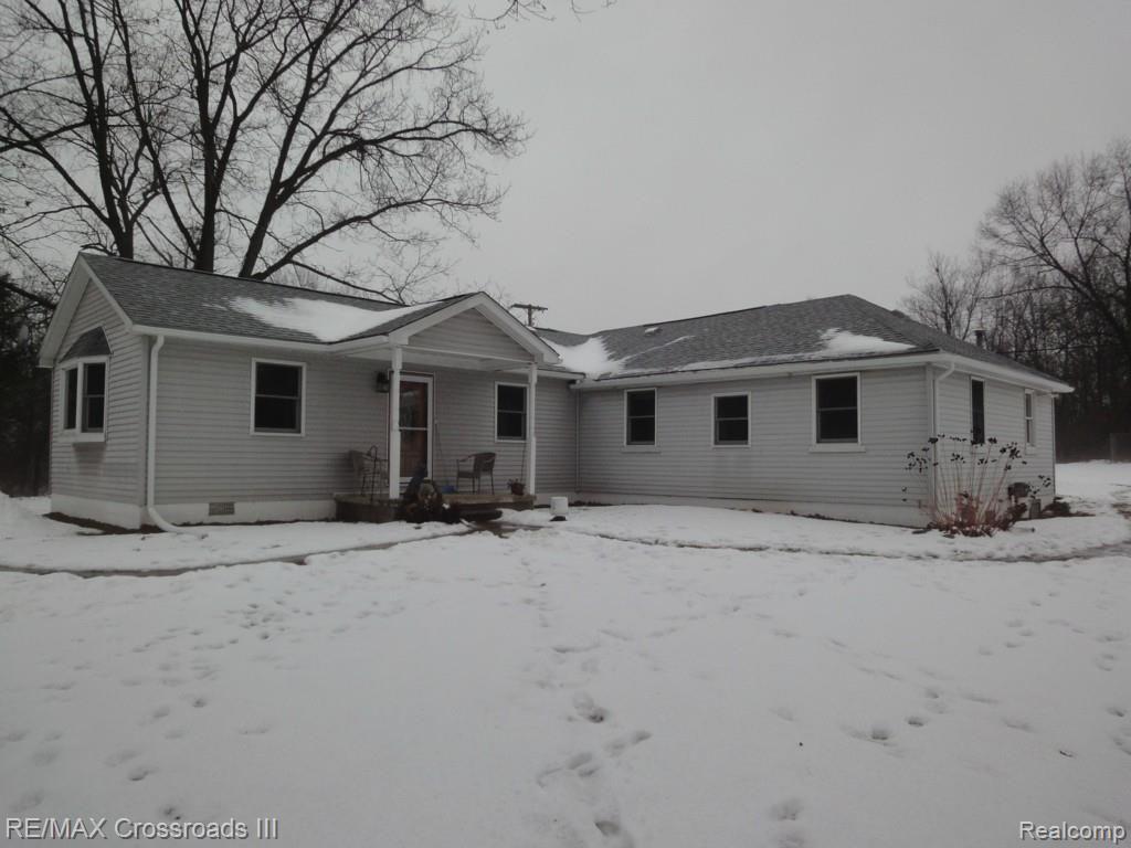 43112 Harris Road Belleville, MI 48111 - Photo 1 of 12 DSC01096.jpg