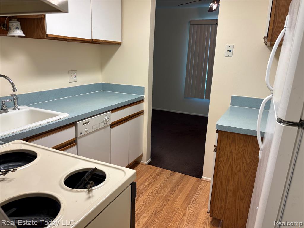 30228 Southfield Road, Unit 166 Southfield, MI 48076 - Photo 4 of 8