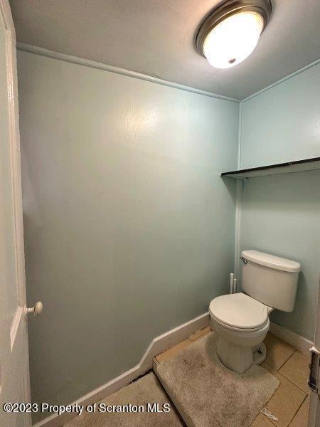428 Cherry Street Scranton, PA 18505 - Photo 11 of 29 a bathroom with a toilet and a shower