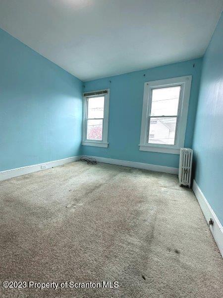 428 Cherry Street Scranton, PA 18505 - Photo 22 of 29 an empty room with a window