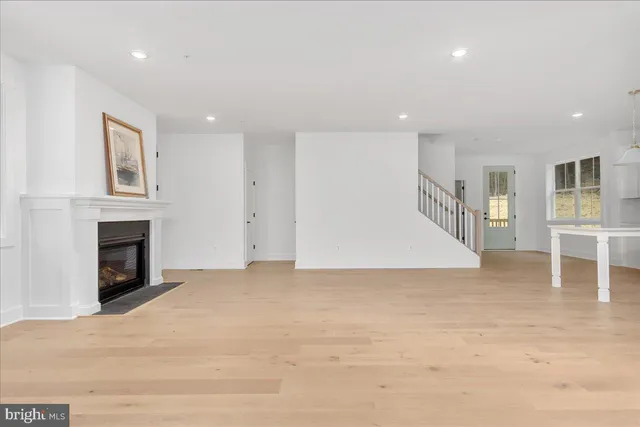 a view of livingroom with fireplace