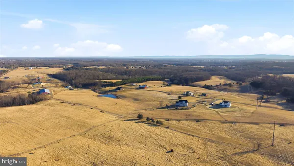 $850,000 | 8 Grim Road, Stephens City, VA 22655