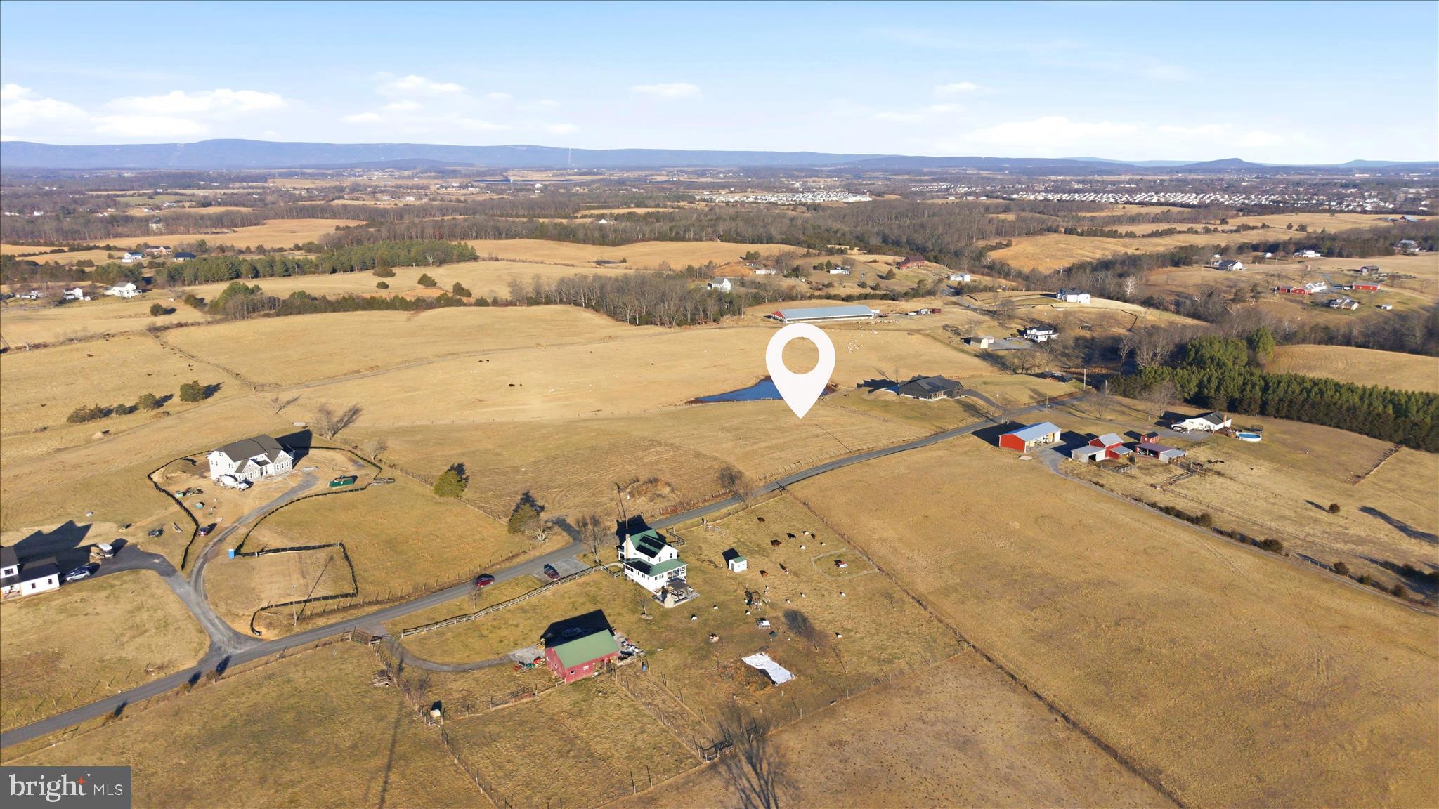 8 Grim Road Stephens City, VA 22655 - Photo 43 of 44 an aerial view of beach and city view