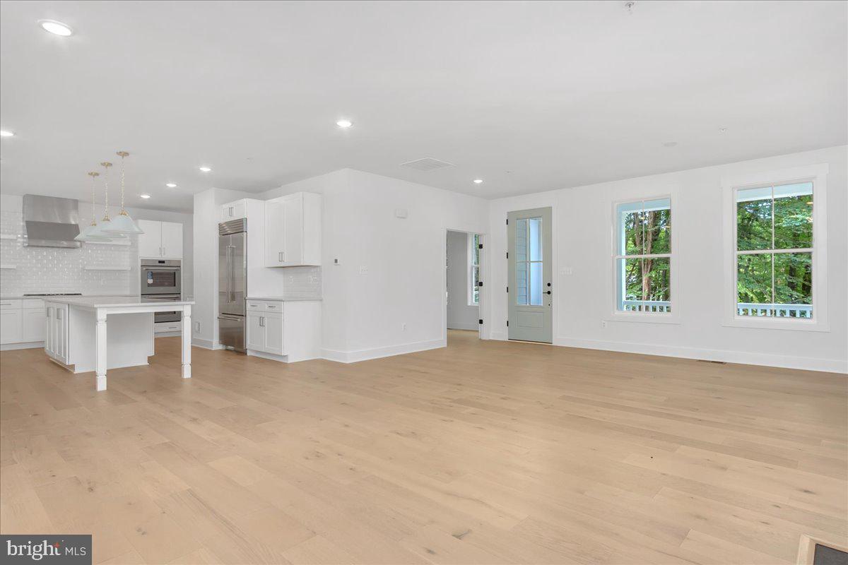 8 Grim Road Stephens City, VA 22655 - Photo 5 of 29