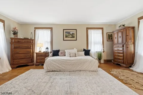 $529,000 | 112 Grove Avenue, Verona, NJ 07044