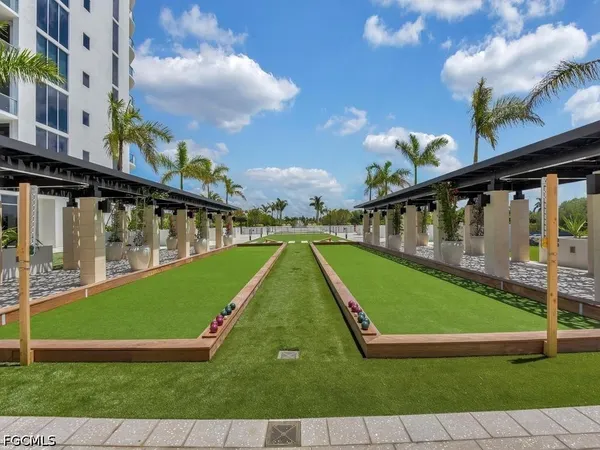 $9,900 | 4810 Pelican Colony Boulevard, Unit 401, Bonita Springs, FL 34134