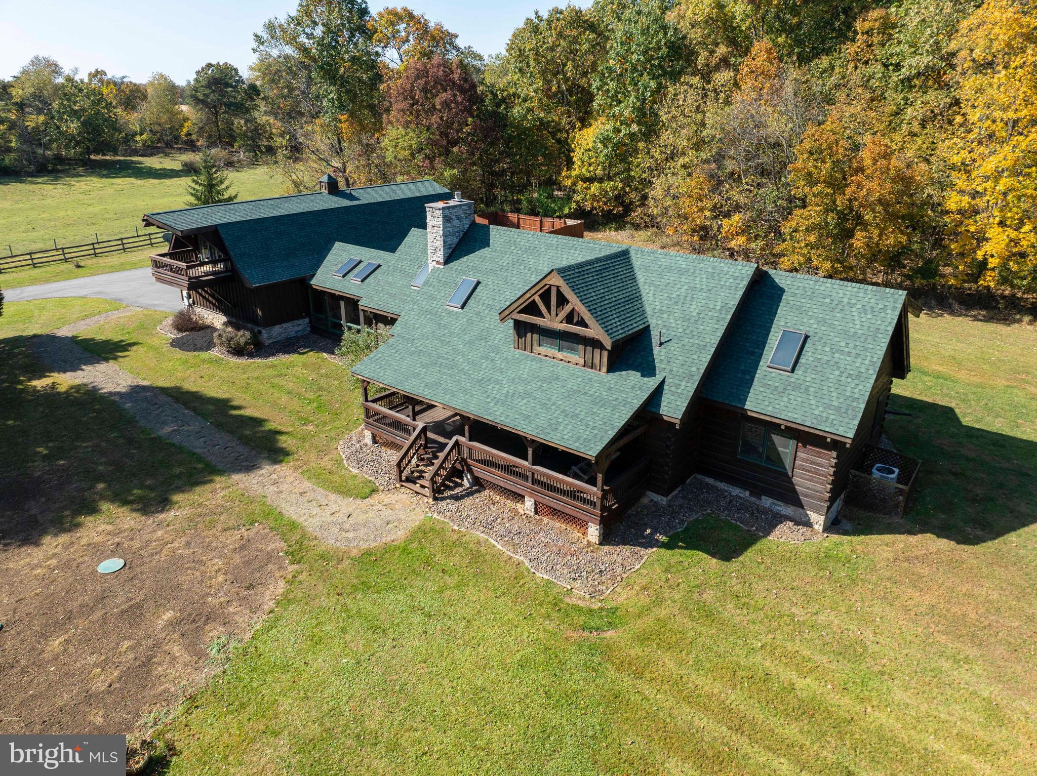 10201 Leetown Road Kearneysville, WV 25430 - Photo 3 of 133