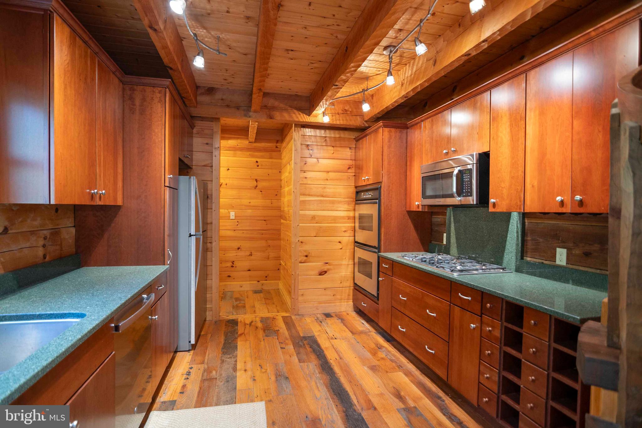 10201 Leetown Road Kearneysville, WV 25430 - Photo 47 of 133