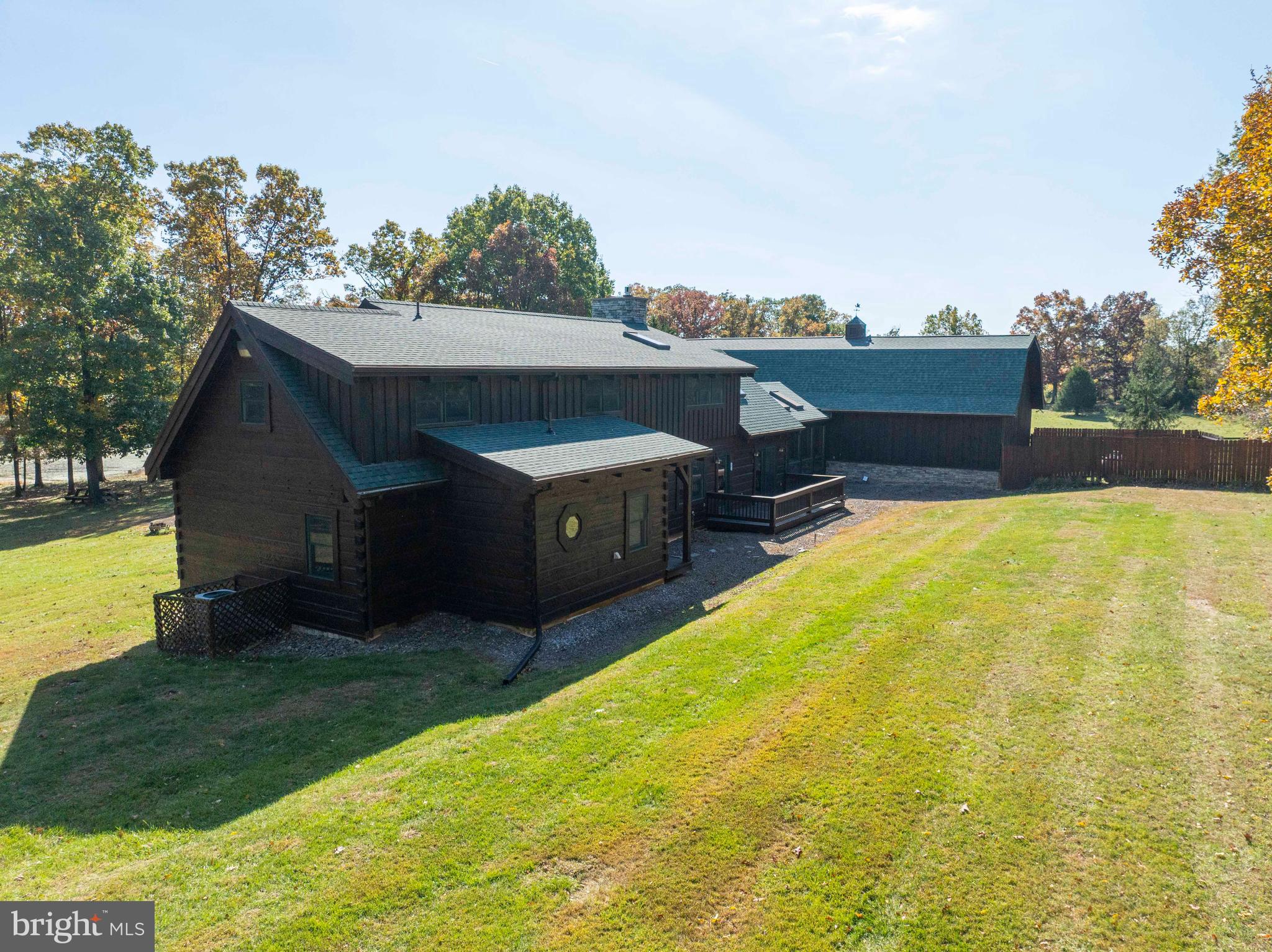 10201 Leetown Road Kearneysville, WV 25430 - Photo 6 of 133
