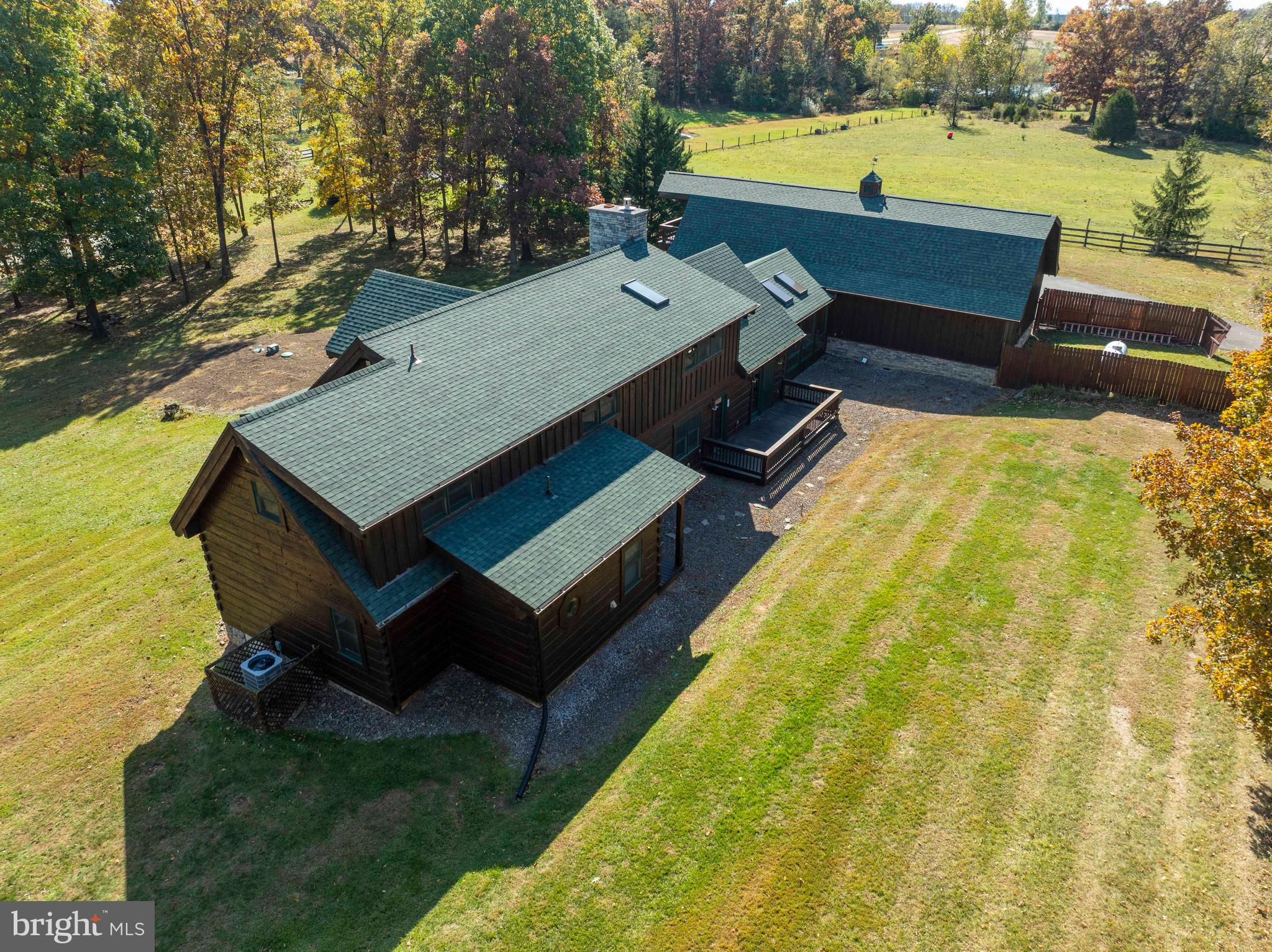 10201 Leetown Road Kearneysville, WV 25430 - Photo 8 of 133