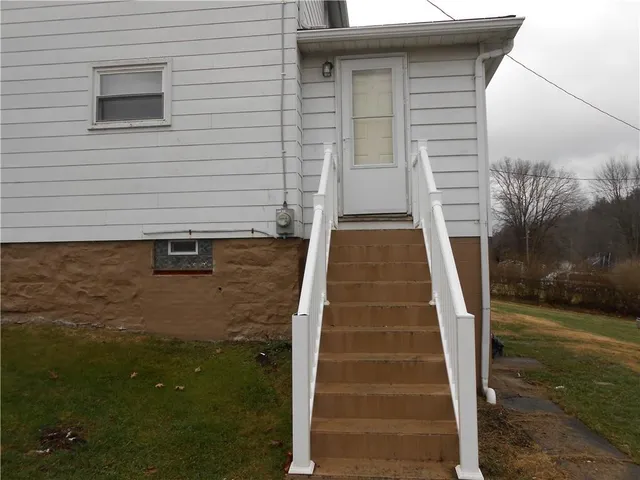 $800 | 114 Grant Street, Star Junction, PA 15482