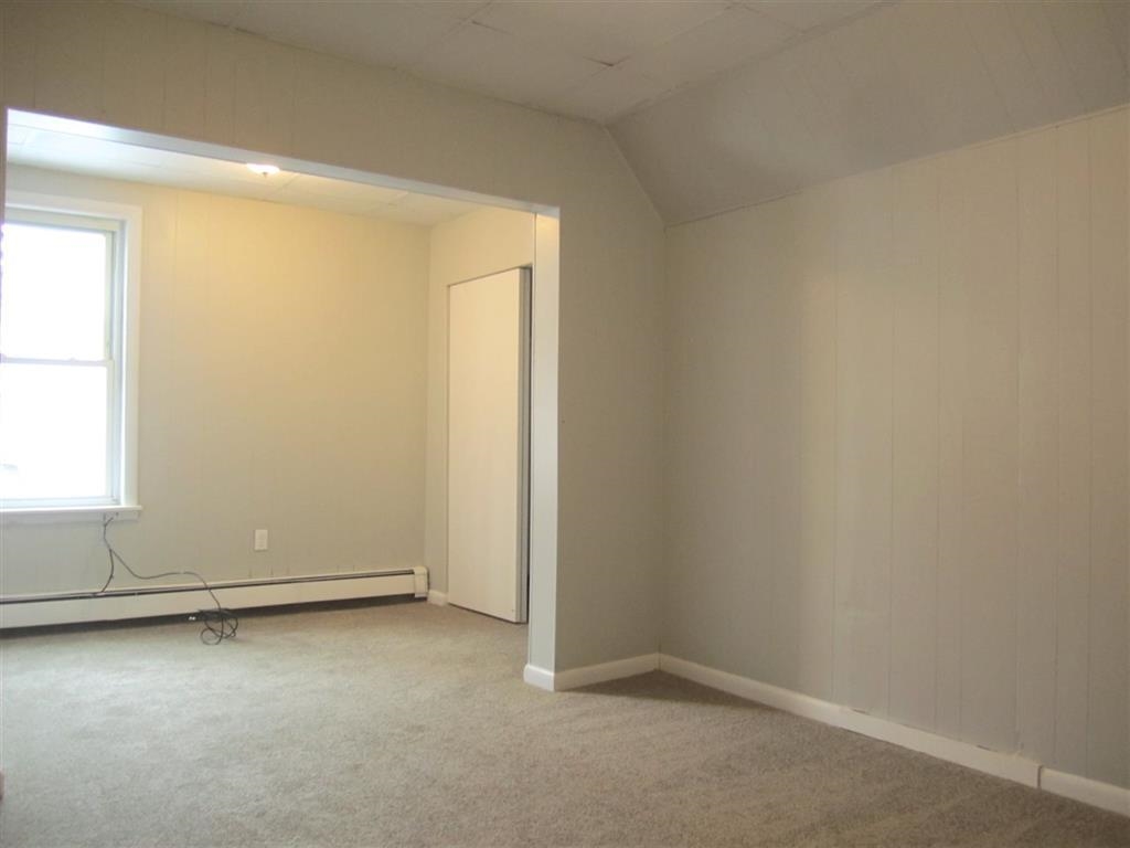 232 Mast Road, Unit B Manchester, NH 03102 - Photo 8 of 11