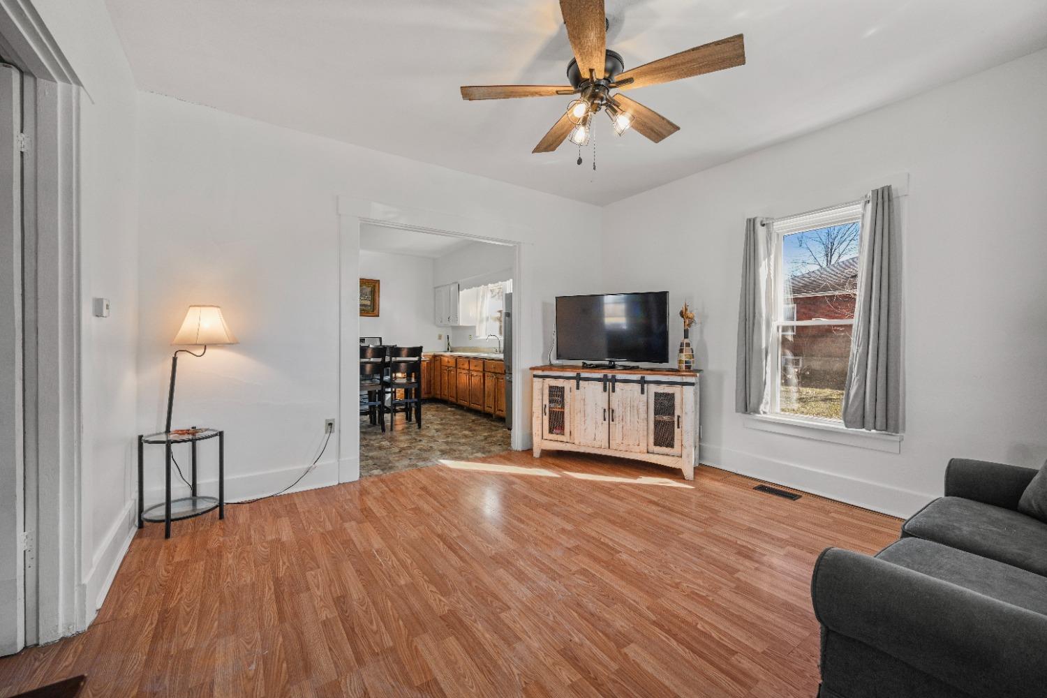202 West Ripley Street Milan, IN 47031 - Photo 3 of 17 Gallery Image 3