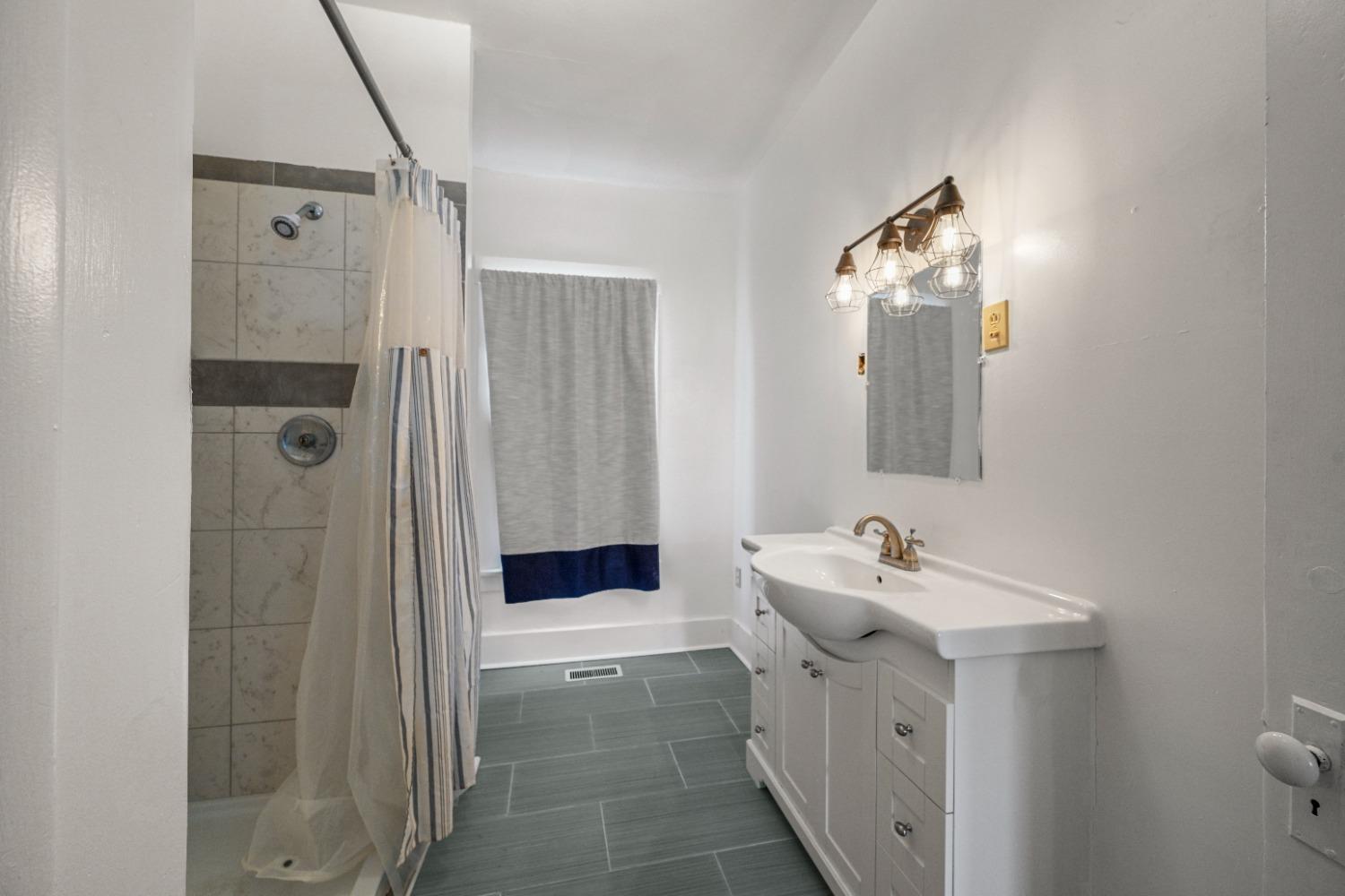 202 West Ripley Street Milan, IN 47031 - Photo 9 of 17 Gallery Image 9